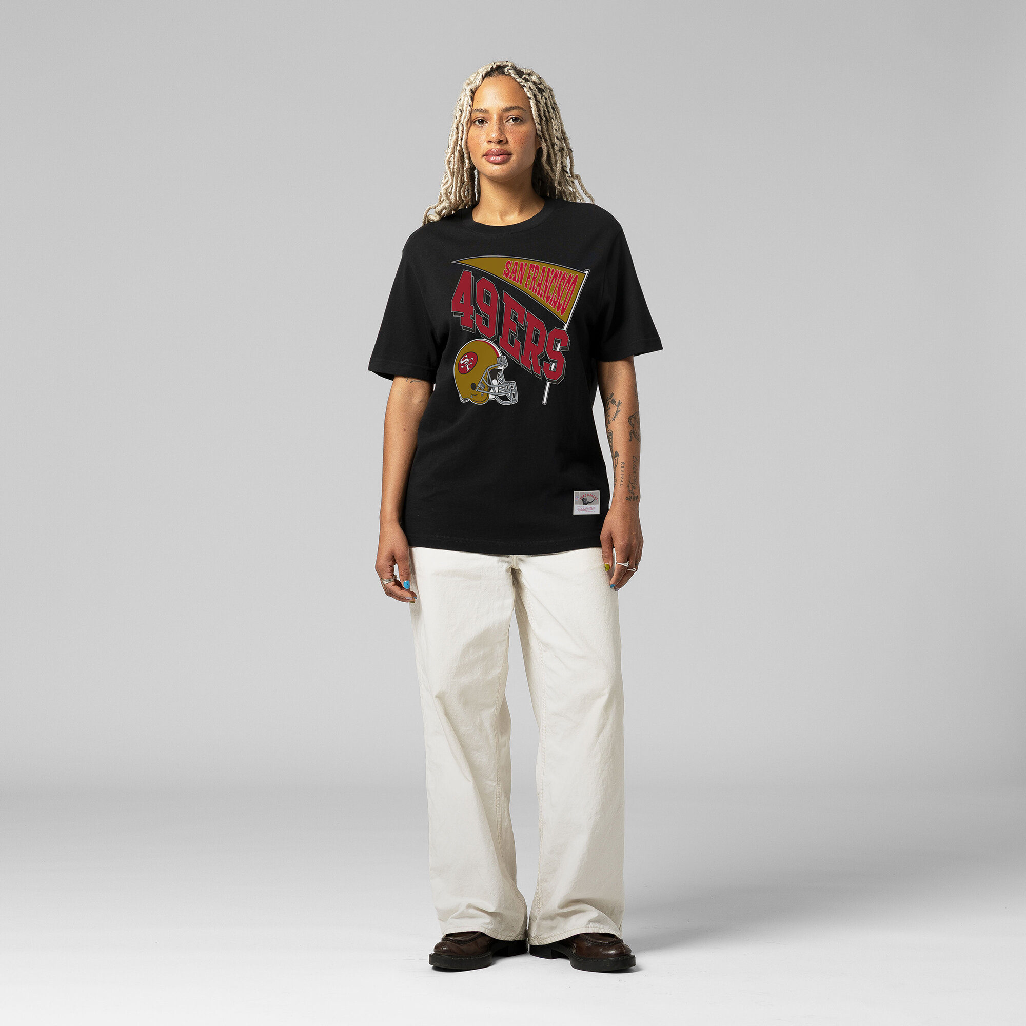 Women's Mitchell & Ness Black San Francisco 49ers Team Dynamic Boyfriend T-Shirt