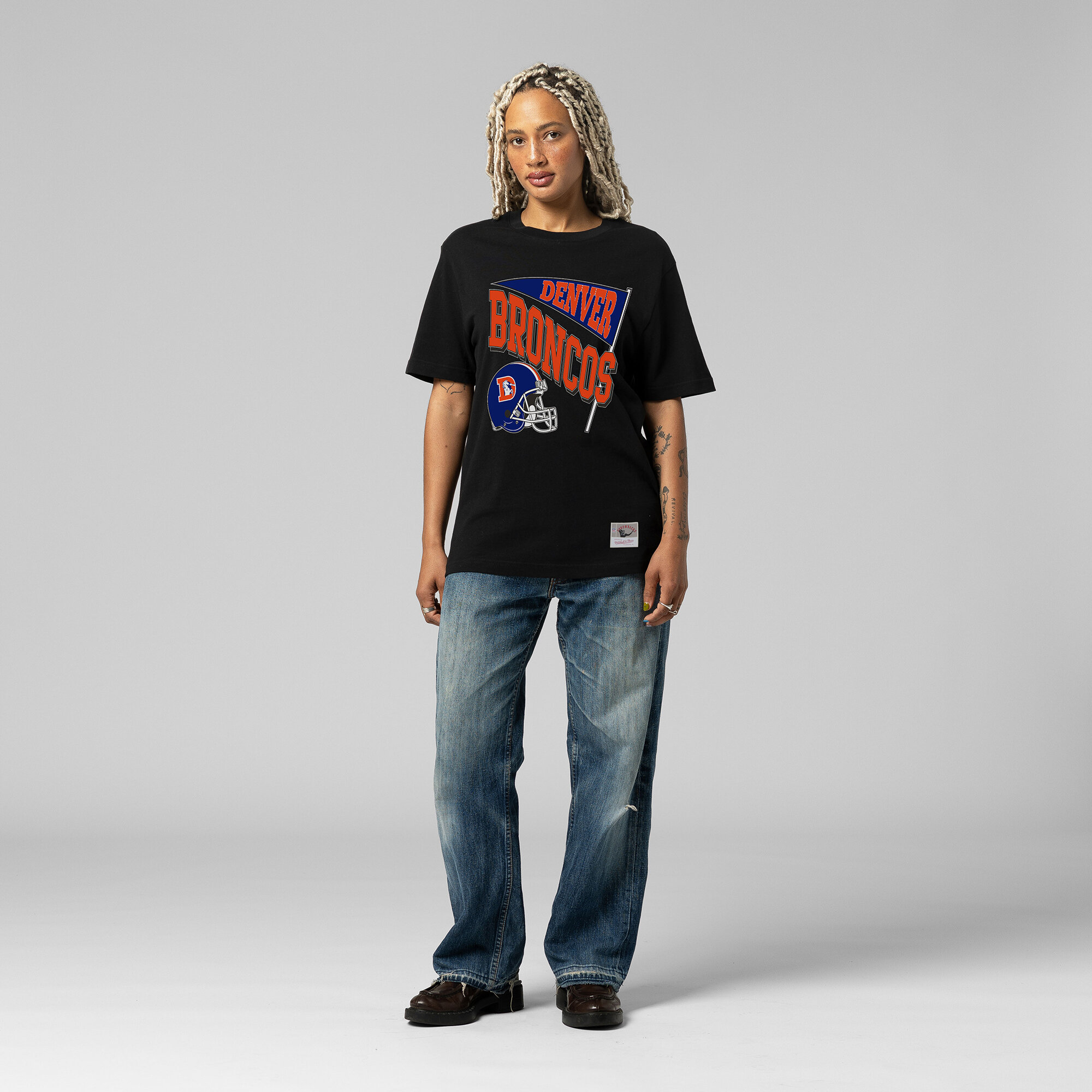 Women's Mitchell & Ness Black Denver Broncos Team Dynamic Boyfriend T-Shirt