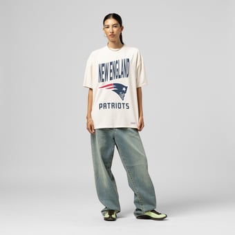 Women's Mitchell & Ness  Cream New England Patriots Logo Rise Boyfriend T-Shirt