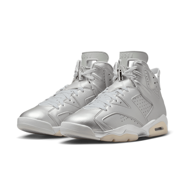 Air Jordan 6 Paris Saint-Germain - Metallic Silver