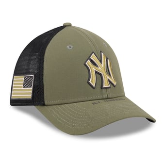 Men's New Era  Olive New York Yankees 2026 Armed Forces Day 39THIRTY M-Crown Flex Hat