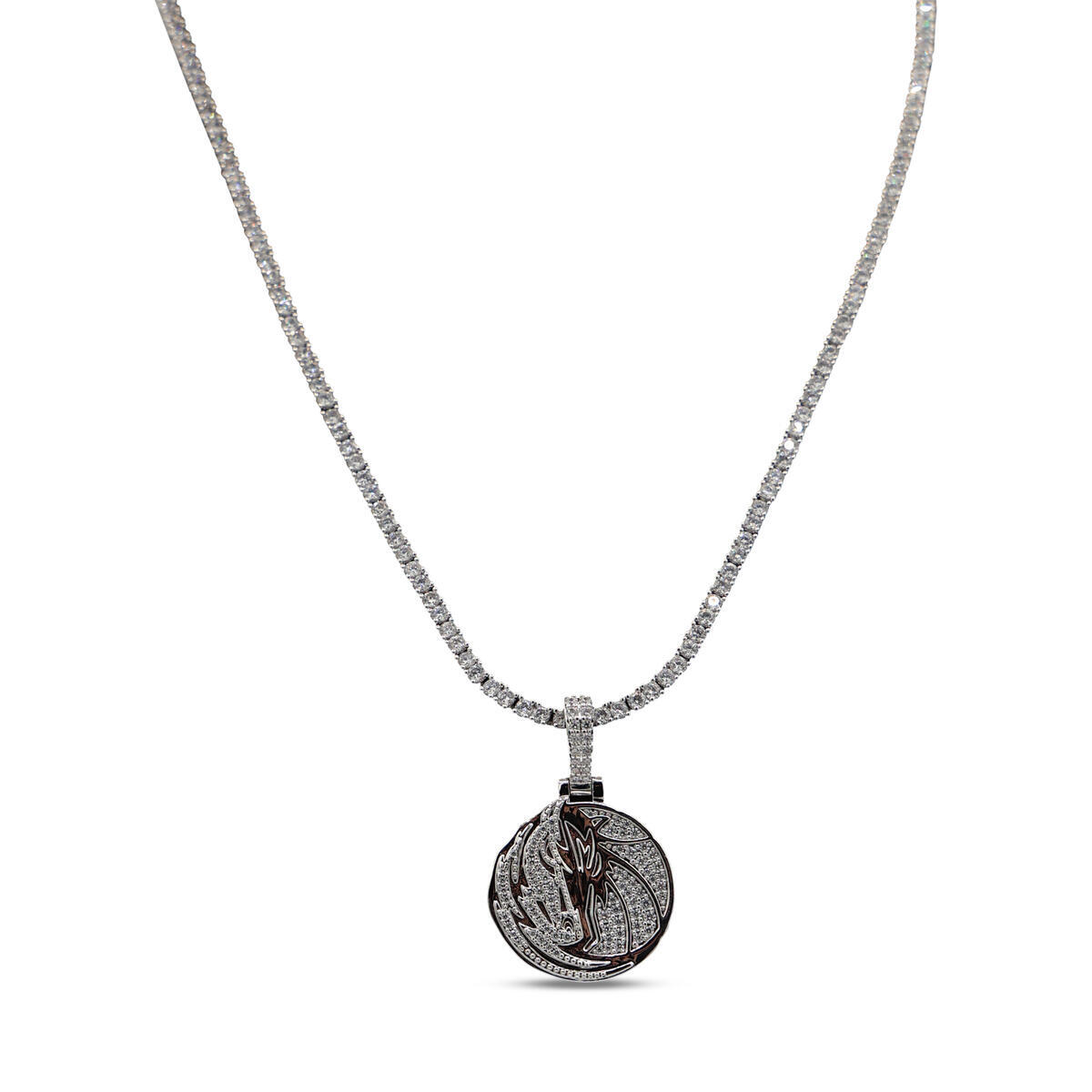 GLD Dallas Mavericks 14K White Gold Logo Pendant & 20" Tennis Chain