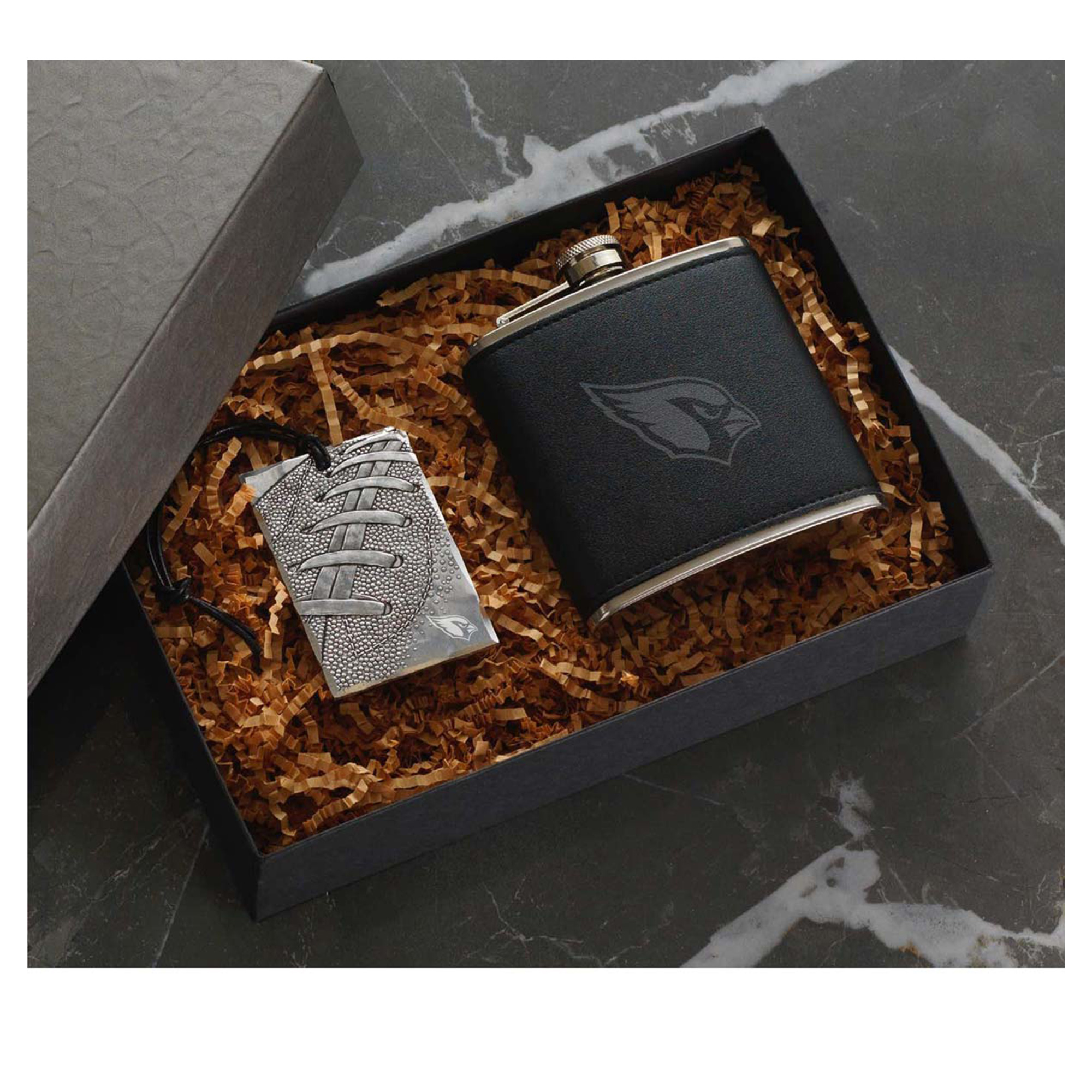 Wendell August Forge Arizona Cardinals 5oz.Traveler Flask & Bag Tag Gift Set
