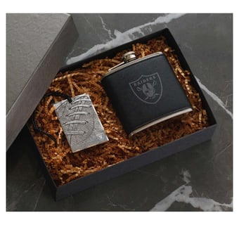 Wendell August Forge Las Vegas Raiders 5oz.Traveler Flask & Bag Tag Gift Set