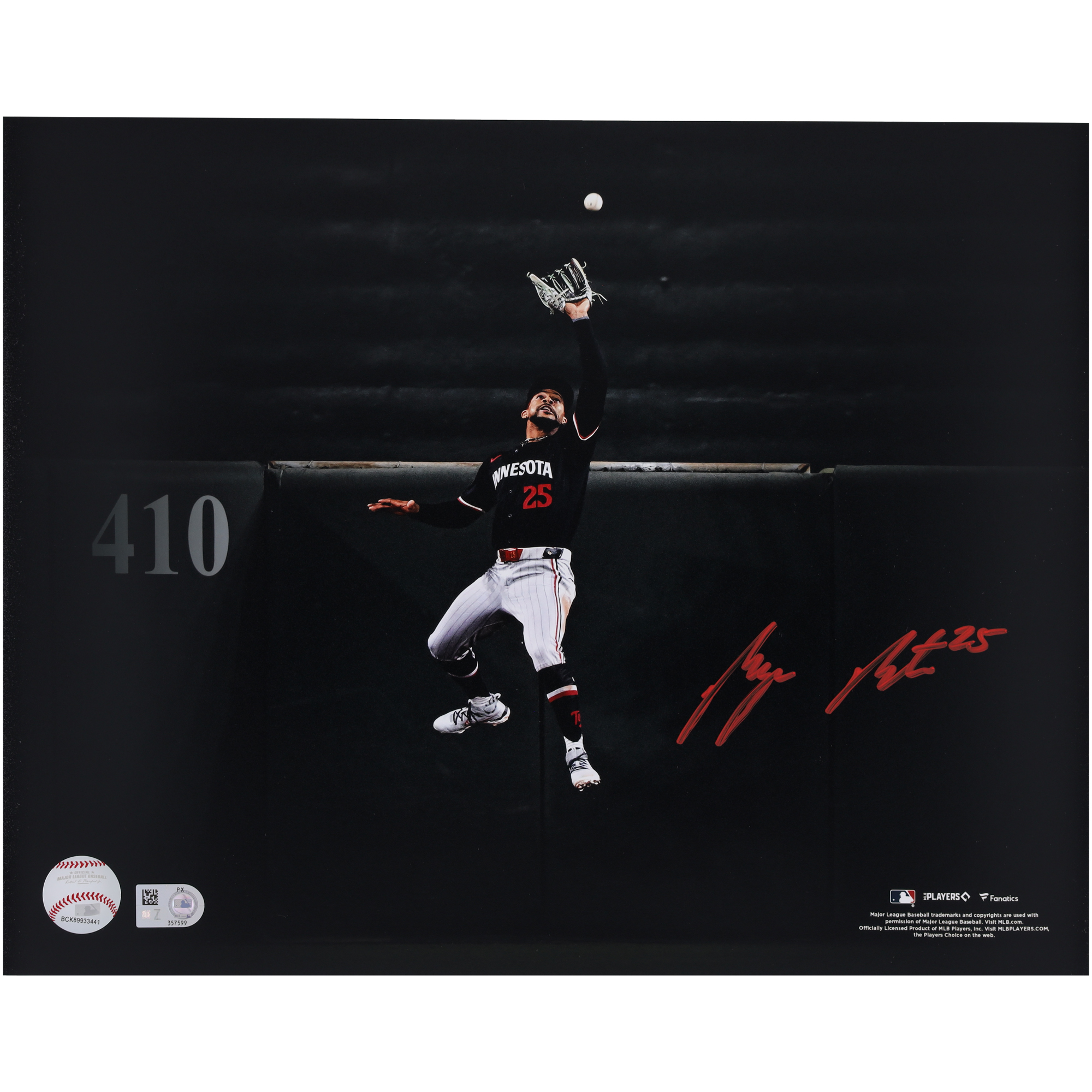 Byron Buxton Minnesota Twins Autographed 11" x 14" Home Run Robbing Wall Catch Photograph