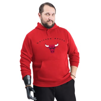 Men's G-III Sports by Carl Banks Red Chicago Bulls Adaptive Team Arc Fleece Hoodie