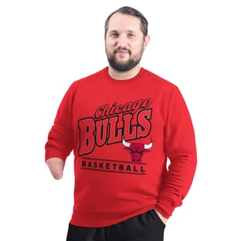 Men's G-III Sports by Carl Banks Red Chicago Bulls Adaptive Headliner Fleece Crewneck Sweatshirt