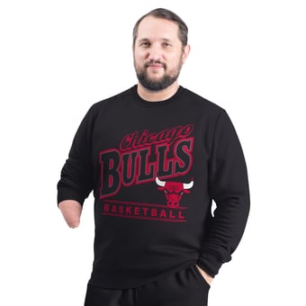 Men's G-III Sports by Carl Banks Black Chicago Bulls Adaptive Headliner Fleece Crewneck Sweatshirt