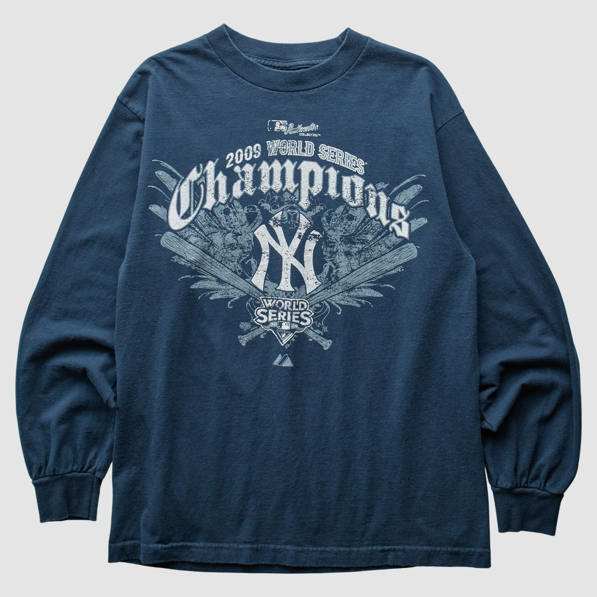 New York Yankees Majestic 2009 Long Sleeve T-Shirt – Navy – S by Fanatics Real Vintage New York Yankees Majestic 2009 Long Sleeve T-Shirt – Navy – S by Fanatics Real Vintage