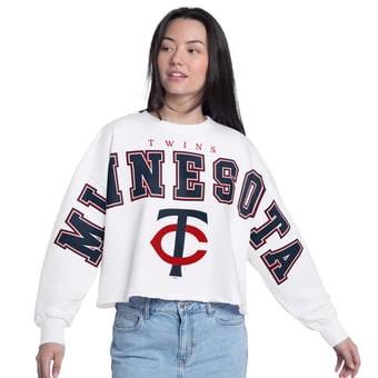 Women's G-III 4Her by Carl Banks White Minnesota Twins Bleachers Cropped Pullover Sweatshirt