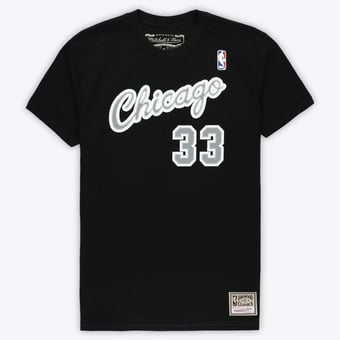 Unisex Mitchell & Ness Scottie Pippen Black Chicago Bulls Hardwood Classics Reload 3.0 T-Shirt