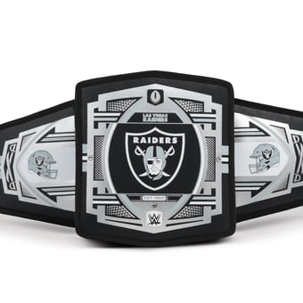 IGLOO  Las Vegas Raiders WWE Legacy Belt Cooler