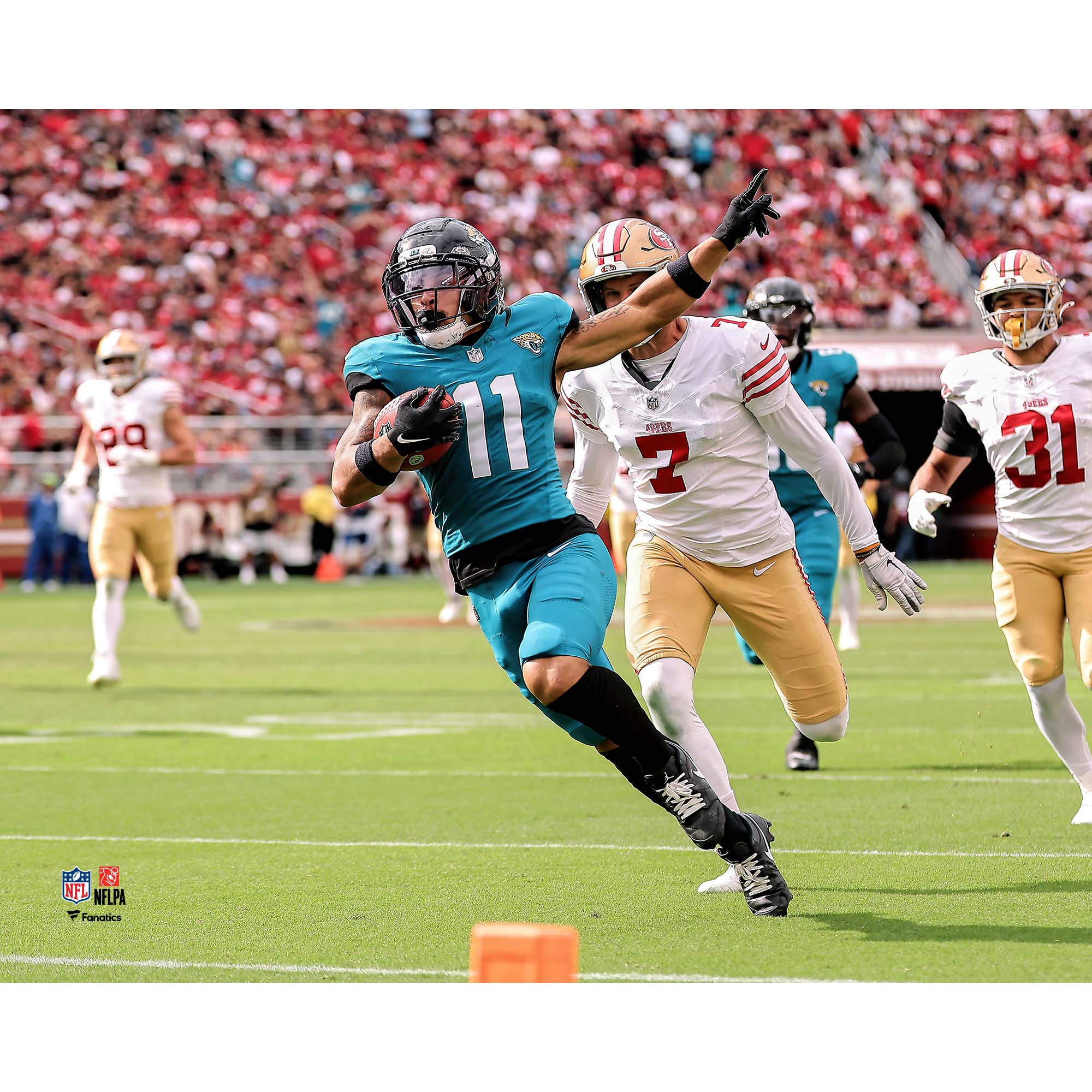 Parker Washington Jacksonville Jaguars Unsigned 2025 Week 4 Punt Return Touchdown Photograph