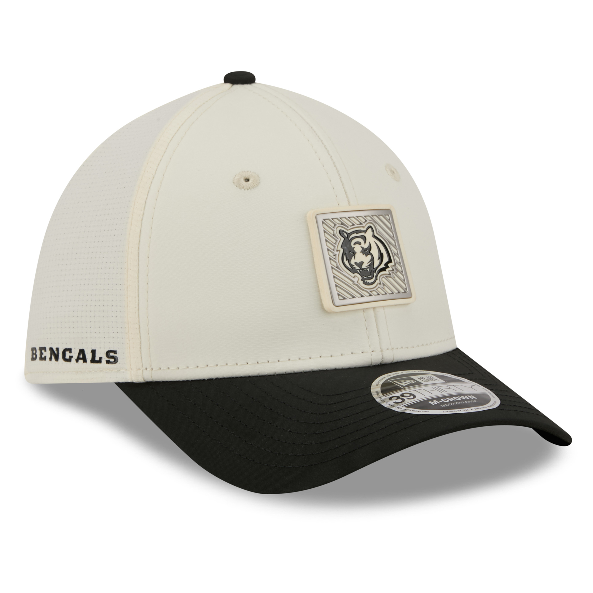 Men's New Era  Cream/Black Cincinnati Bengals 2026 NFL Training Camp 39THIRTY Flex Hat