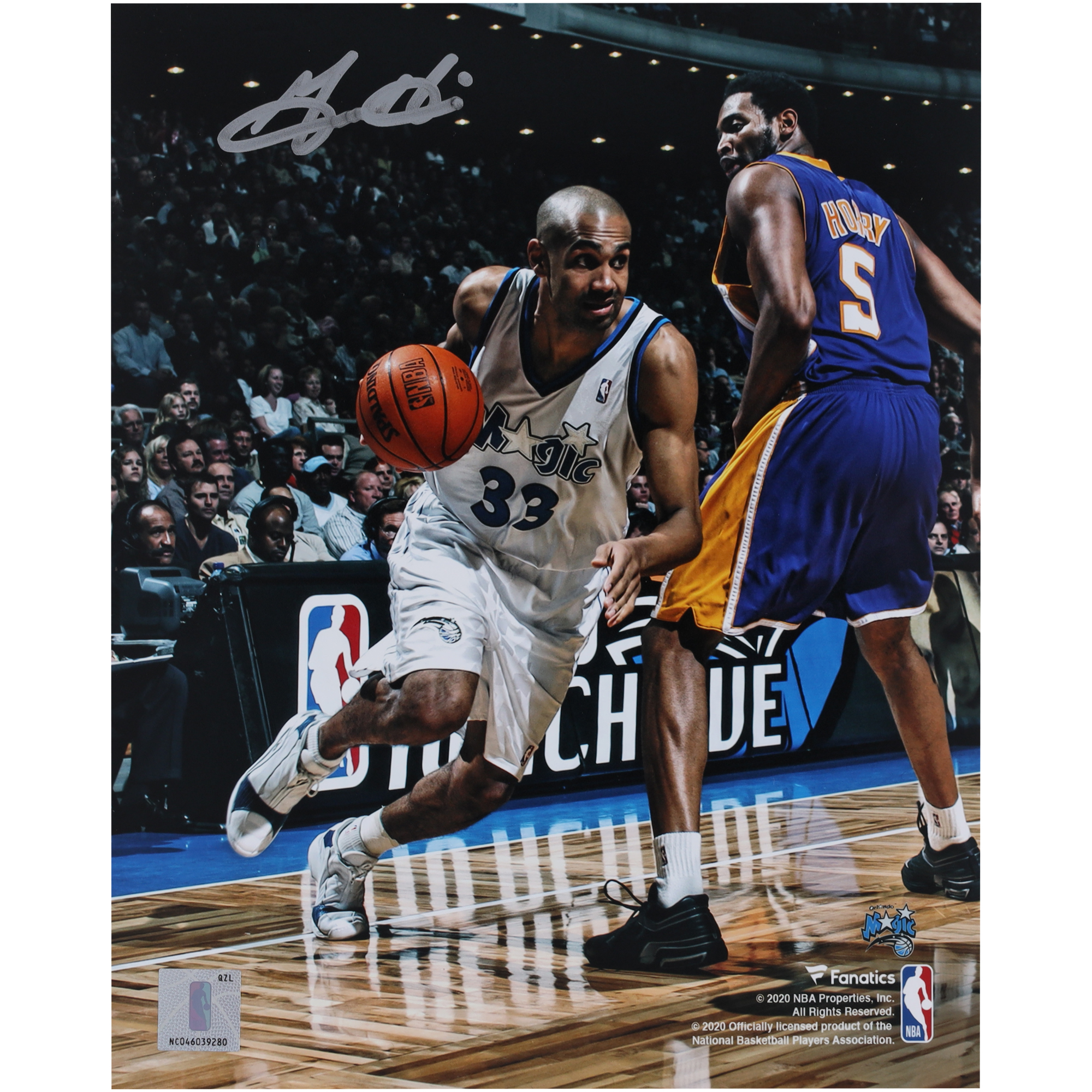 Grant Hill Orlando Magic Autographed 8" x 10" Driving to the Basket Photograph