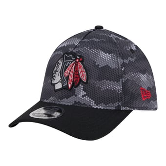 Men's New Era Black Chicago Blackhawks Zero Dark 39THIRTY A-Frame M-Crown Flex Hat