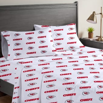 Pegasus  Kansas City Chiefs Four-Piece Full Sheet Set