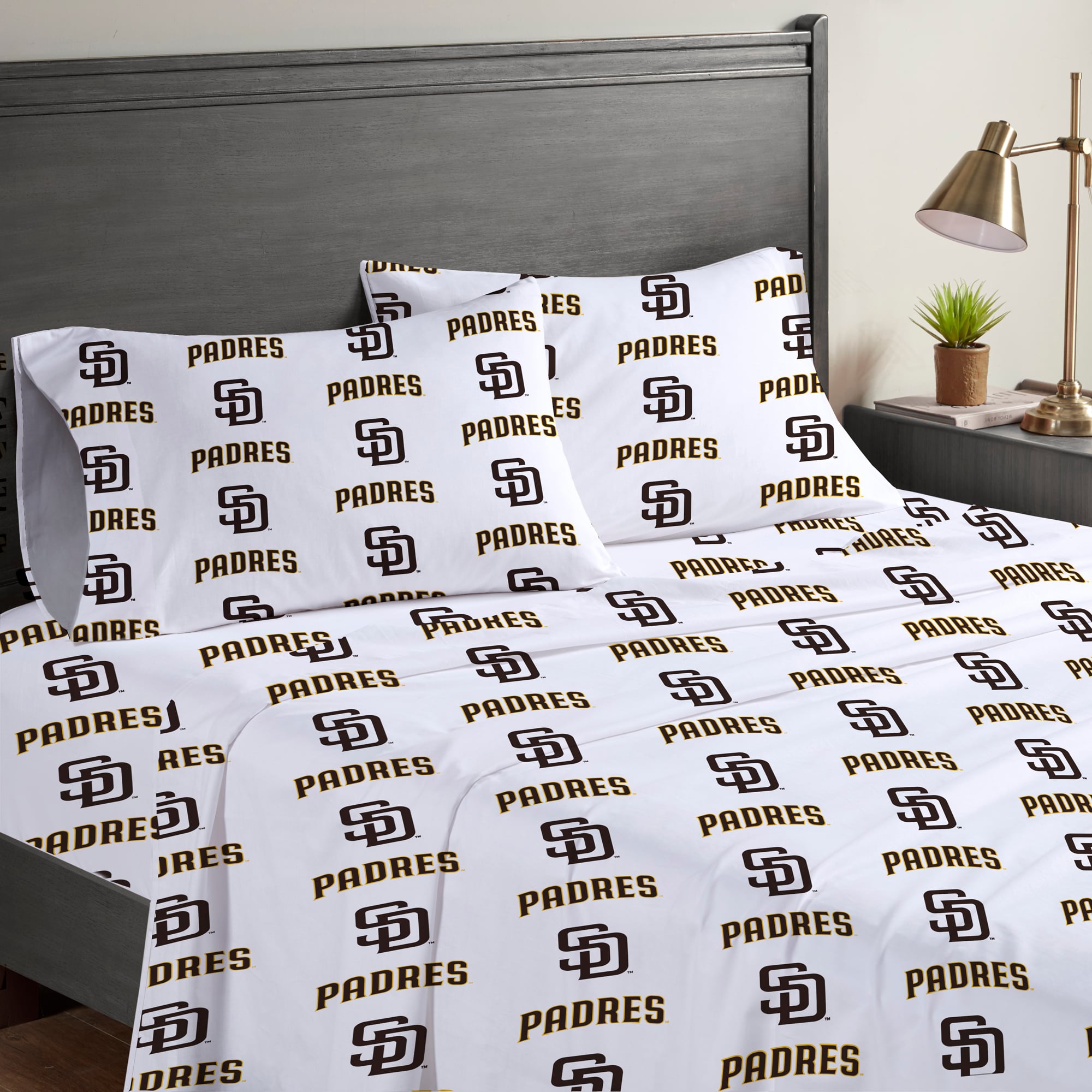 Pegasus San Diego Padres Four-Piece Queen Sheet Set