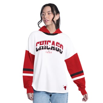 Women's G-III 4Her by Carl Banks  White/Red Chicago Bulls Key Player Oversized Hooded Long Sleeve T-Shirt