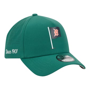Men's New Era  Green Detroit Tigers Pin Seeker 9FORTY A-Frame Adjustable Hat