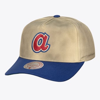 Men's Mitchell & Ness Cream Atlanta Braves Retro Roots Cooperstown Snapback Hat