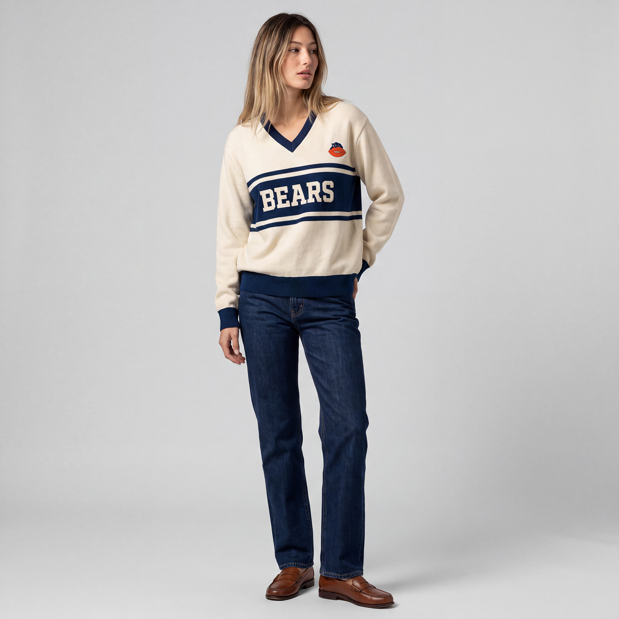 Women's Mitchell & Ness Cream/Navy Chicago Bears Retro Roots V-Neck Sweater