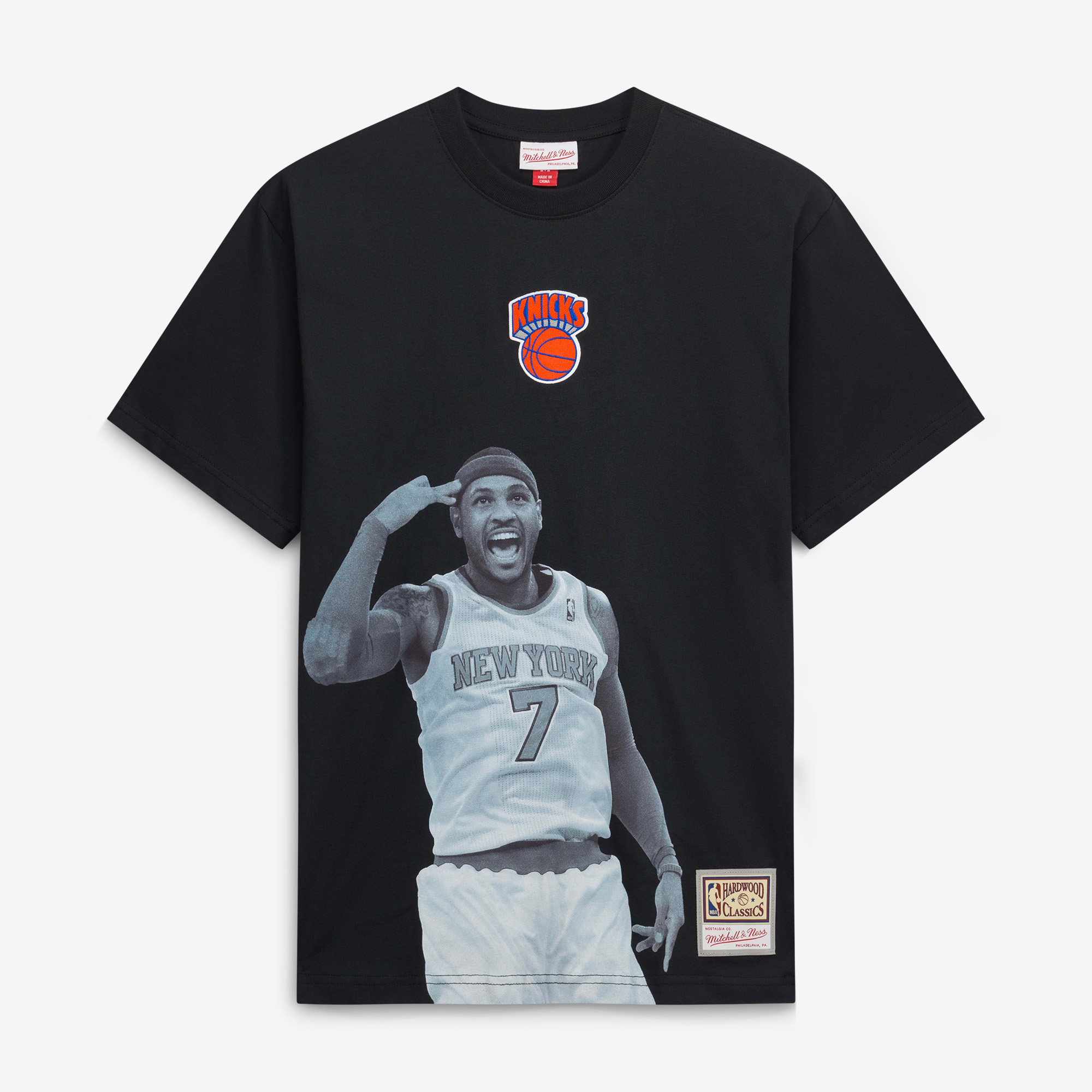 Mitchell & Ness Men's Carmelo Anthony Black New York Knicks Hardwood Classics Player T-Shirt - Black