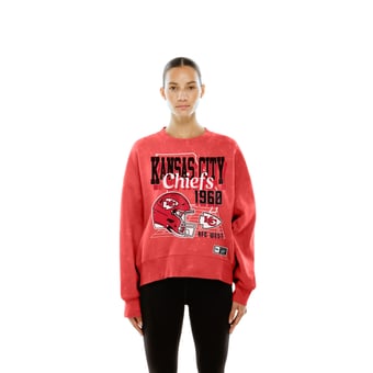 Women's New Era  Red Kansas City Chiefs Throwback Mineral Wash Boxy Fleece Crewneck Sweatshirt