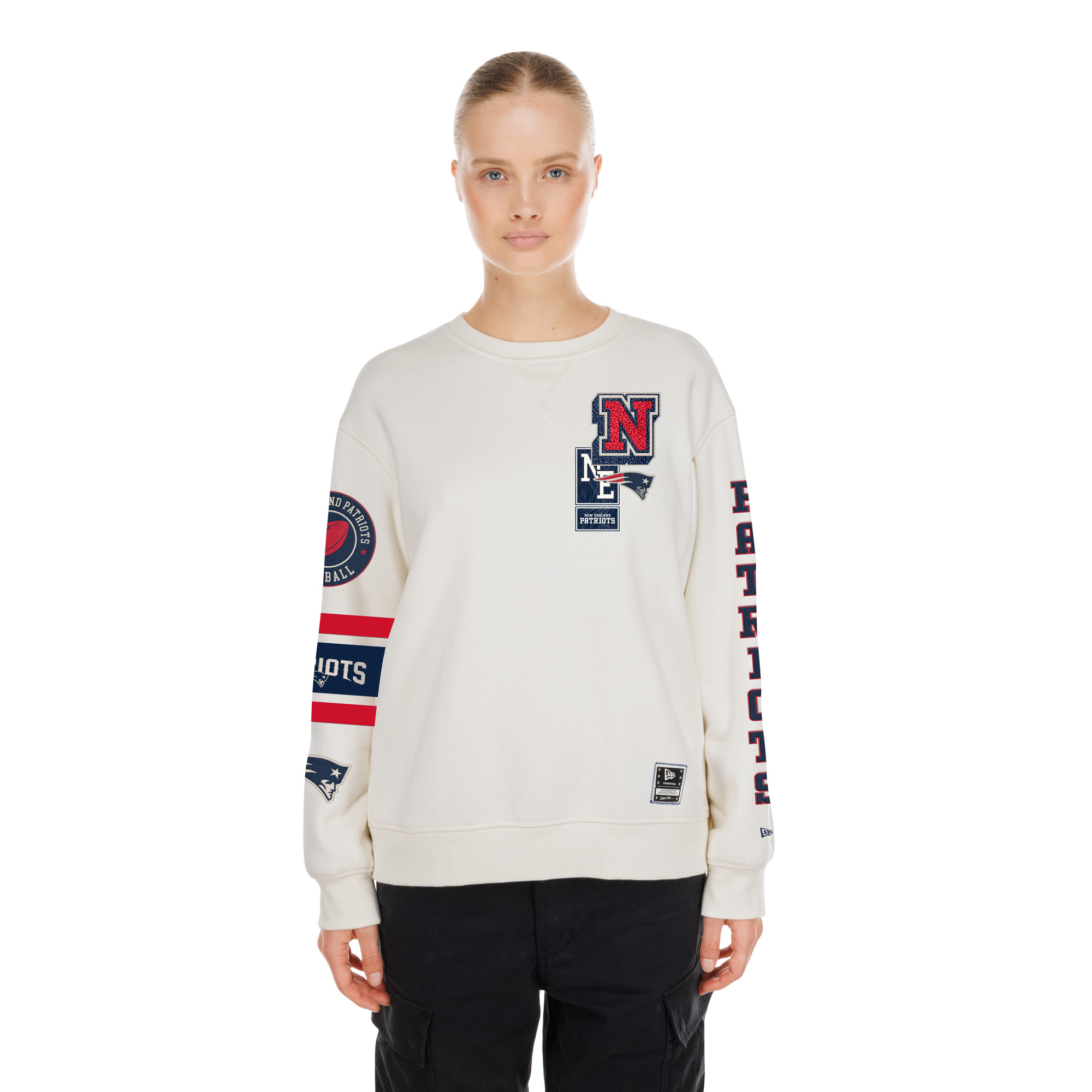 Women's New Era  Cream New England Patriots Academic Crewneck Sweatshirt