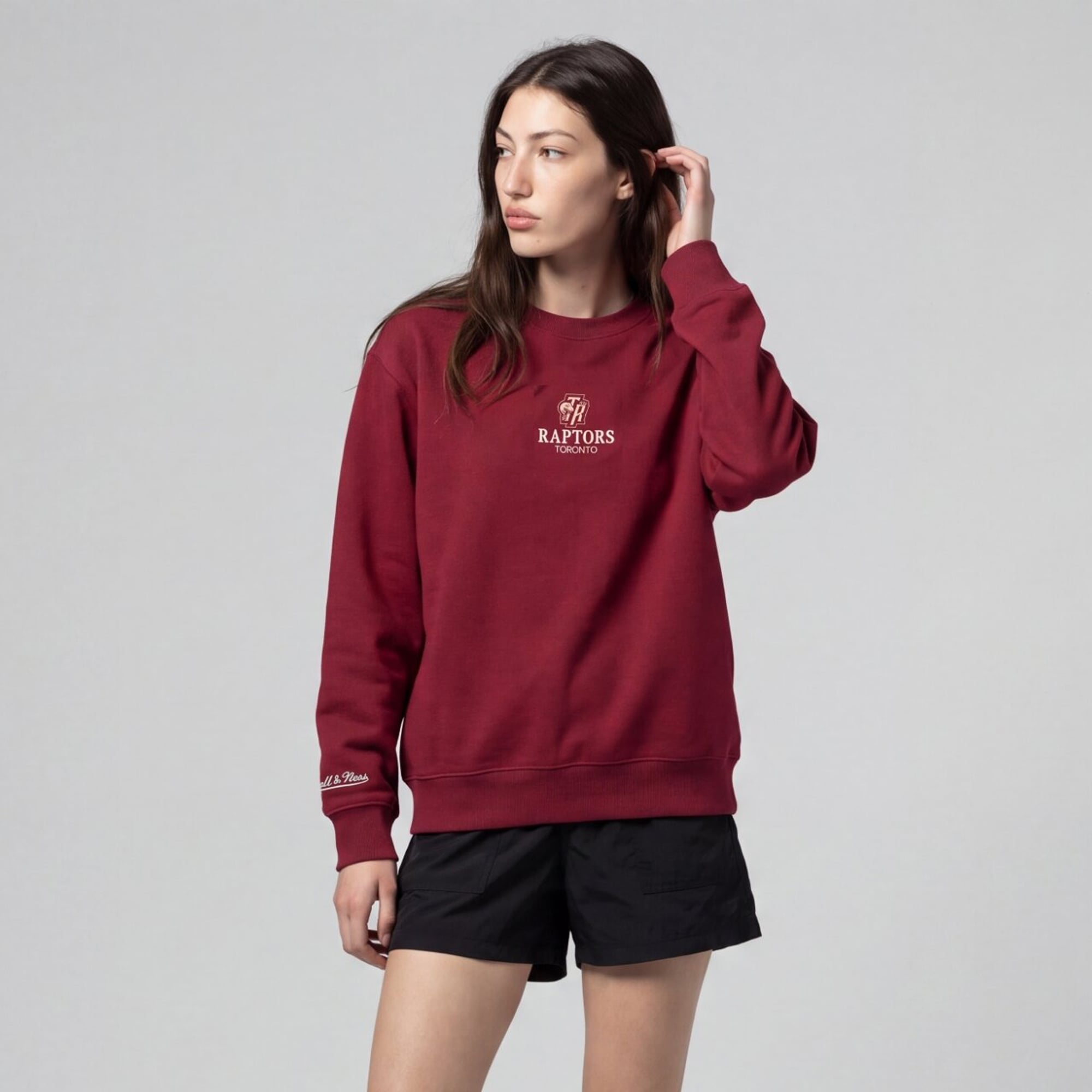 Felpa da donna Mitchell & Ness rossa con micro logo dei Toronto Raptors Core Essentials.