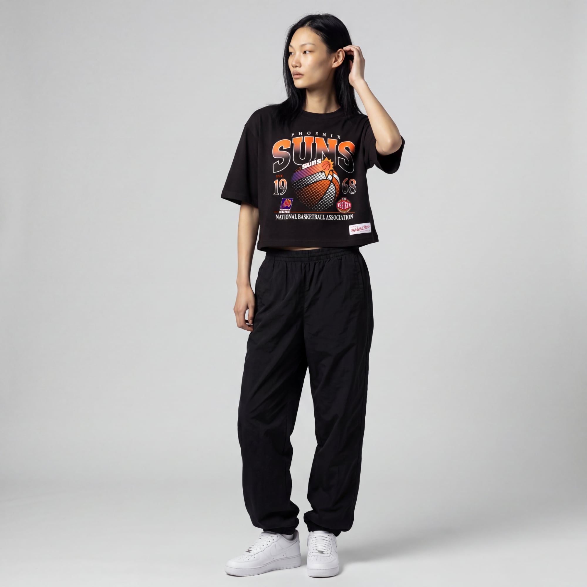 Women's Mitchell & Ness Black Phoenix Suns Street Graphic Boxy Crop T-Shirt