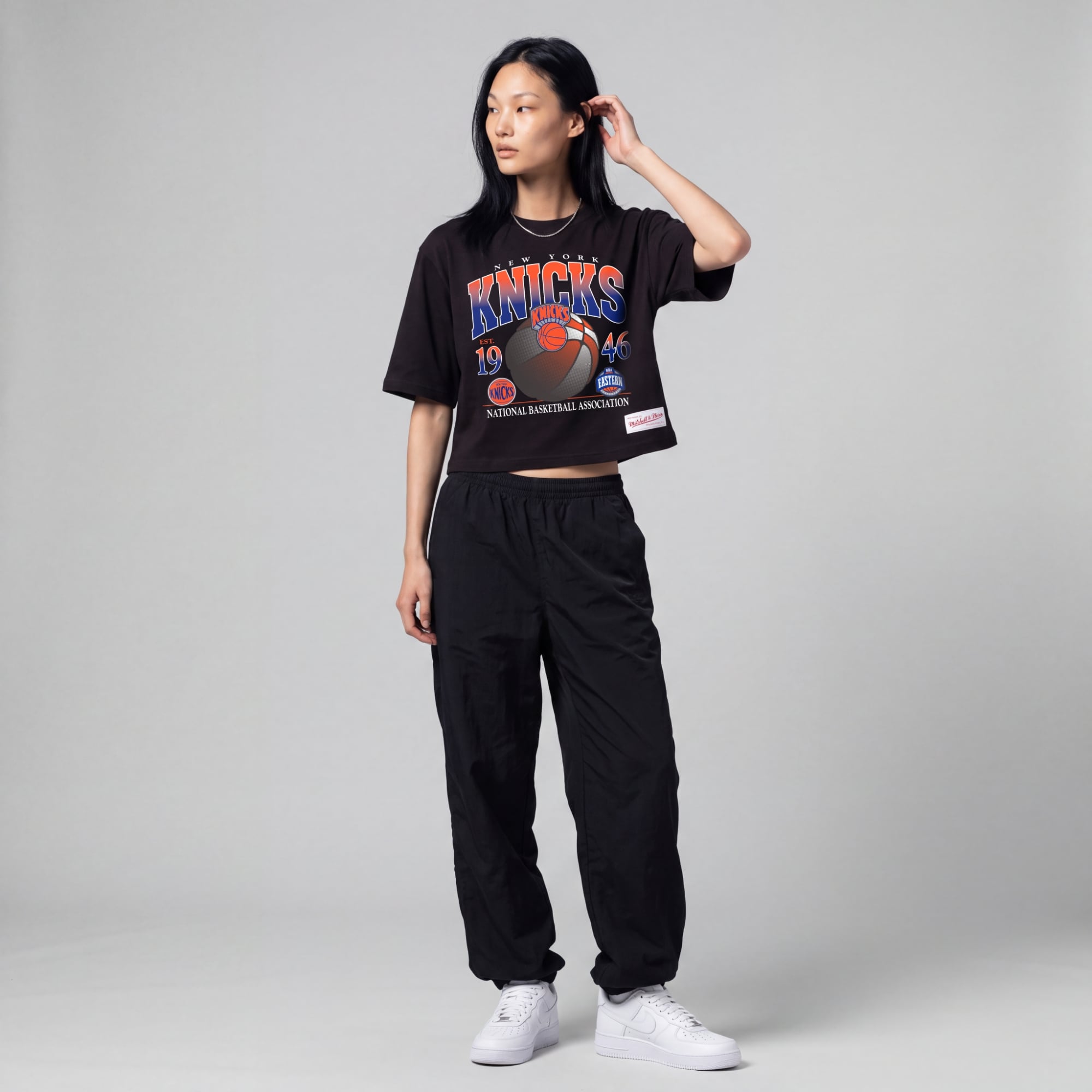 Women's Mitchell & Ness Black New York Knicks Street Graphic Boxy Crop T-Shirt
