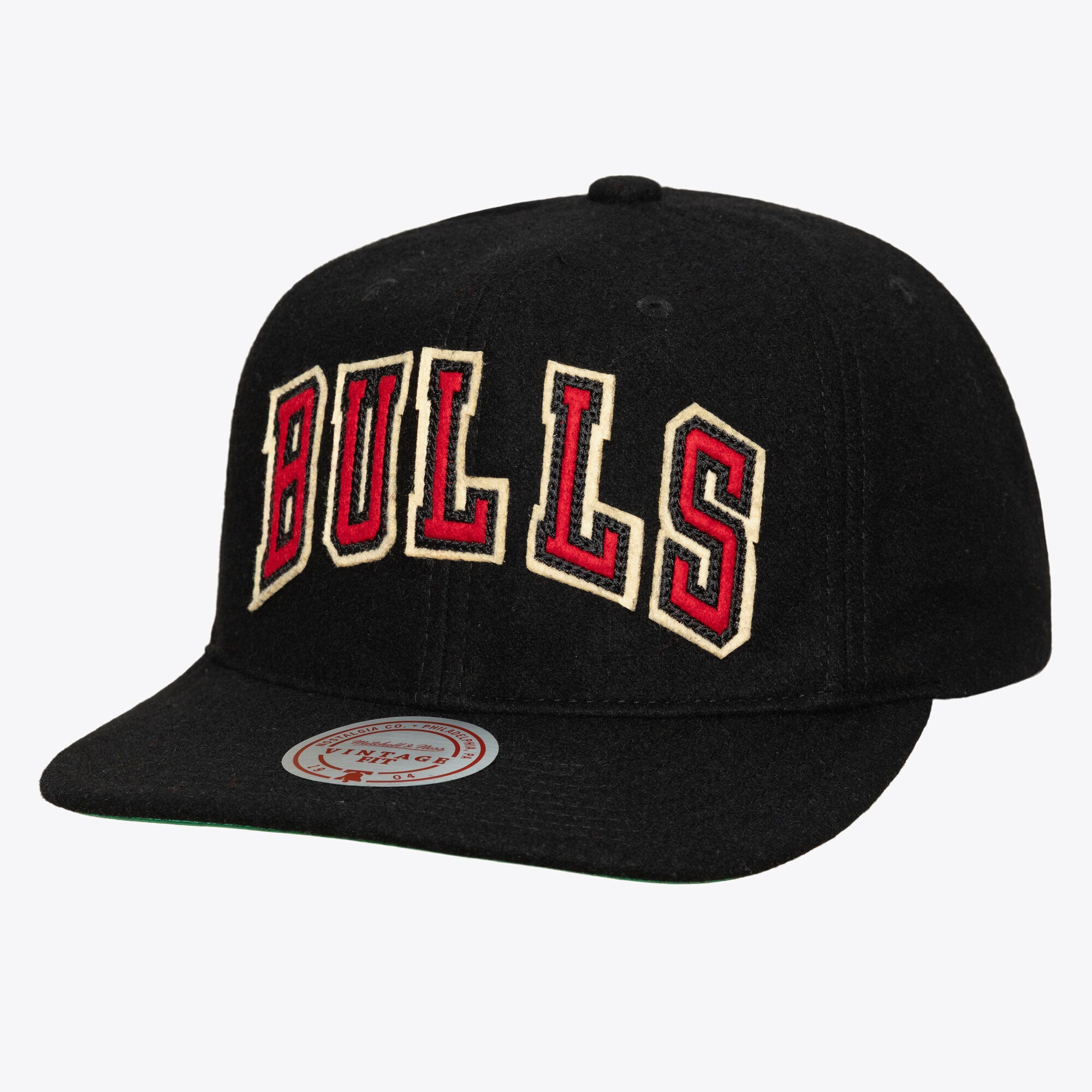 Men's Mitchell & Ness Black Chicago Bulls Hardwood Classics Retro Roots Vintage Adjustable Hat