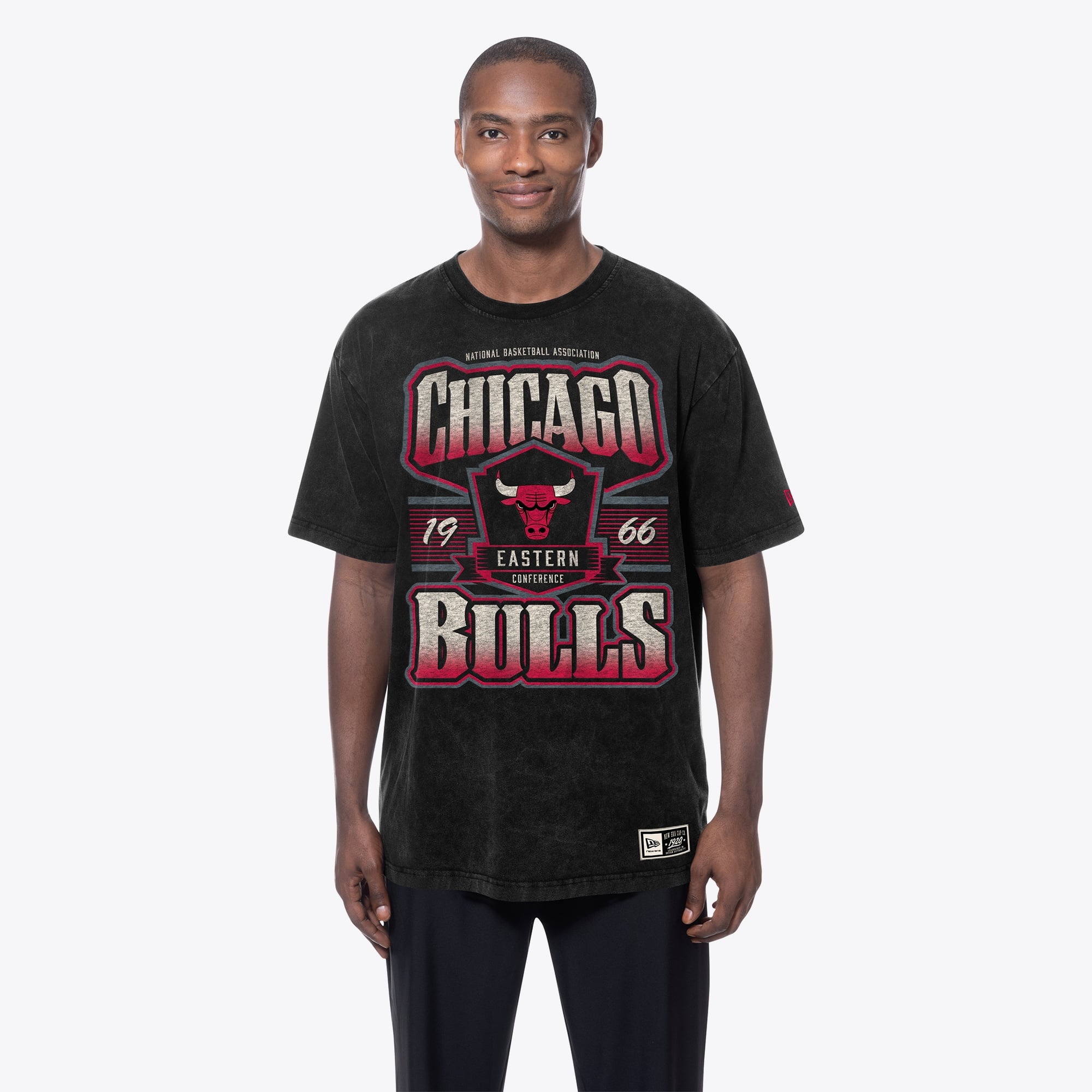 Men's New Era Black Chicago Bulls Mineral Wash Graphic T-Shirt