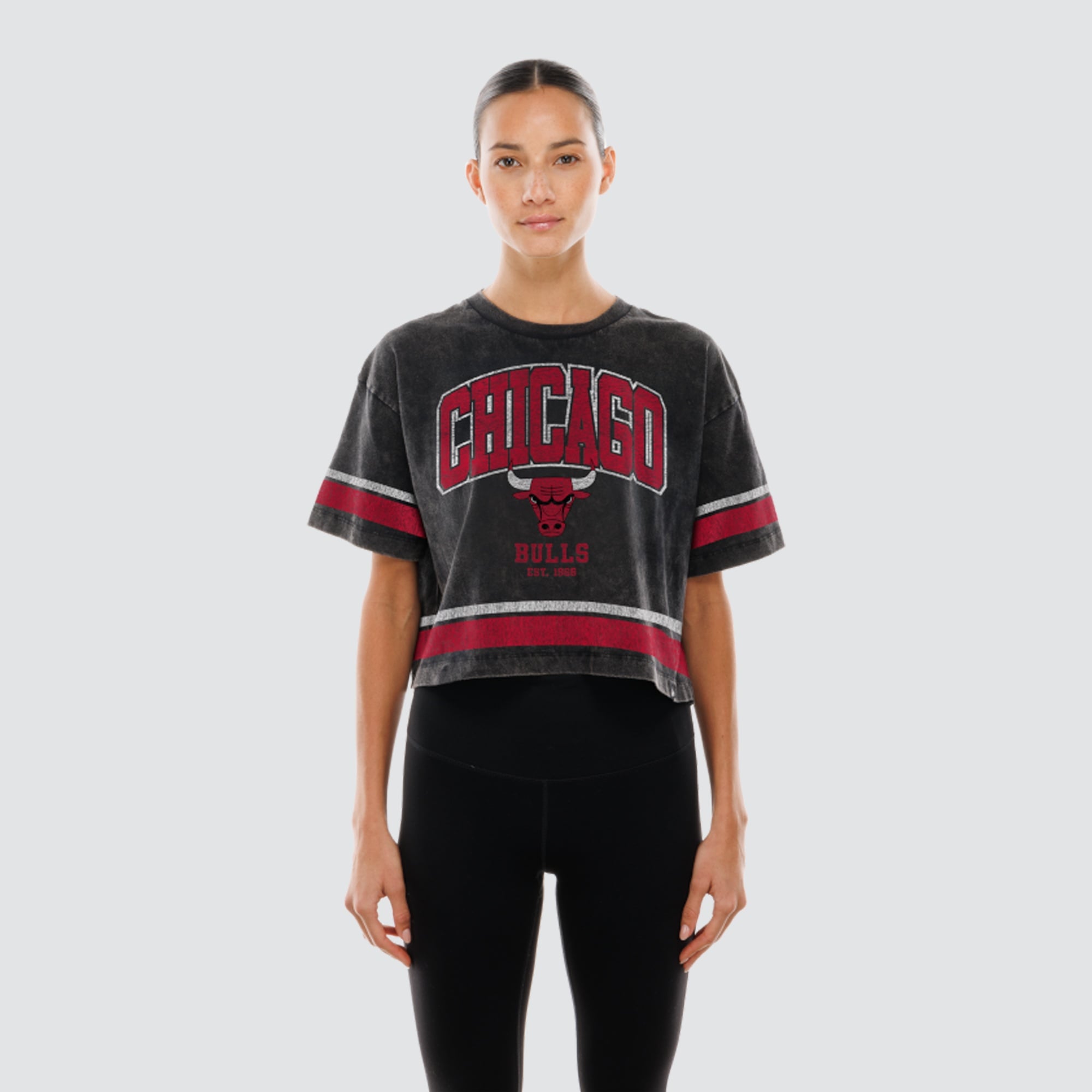Women's New Era  Black Chicago Bulls Cropped Boxy Mineral Wash T-Shirt
