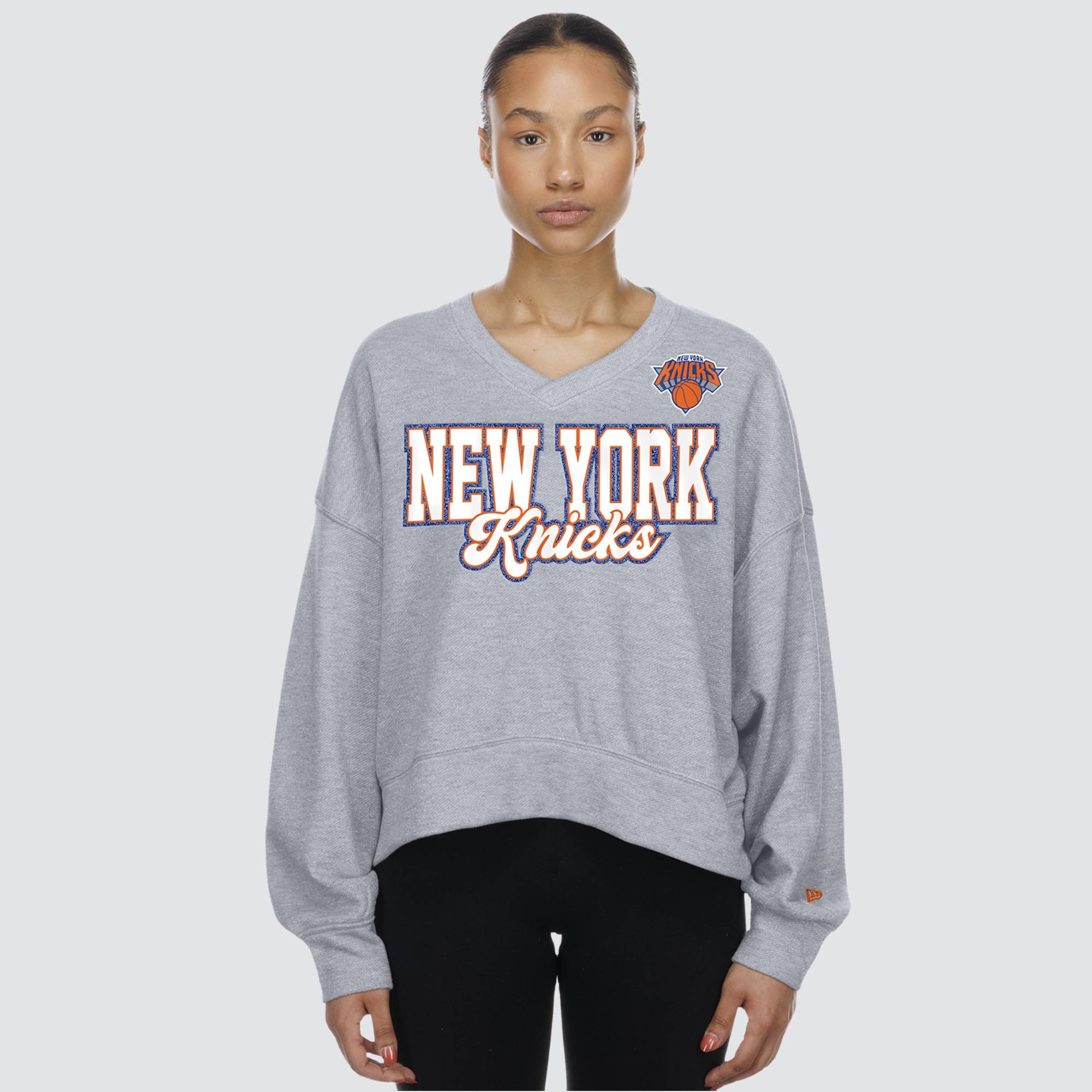 Women's New Era Heather Gray New York Knicks Oversized Cropped V-Neck Fleece Sweatshirt