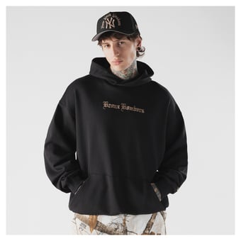 Men's New Era  Black New York Yankees Heritage Gothic Lettering Pullover Hoodie