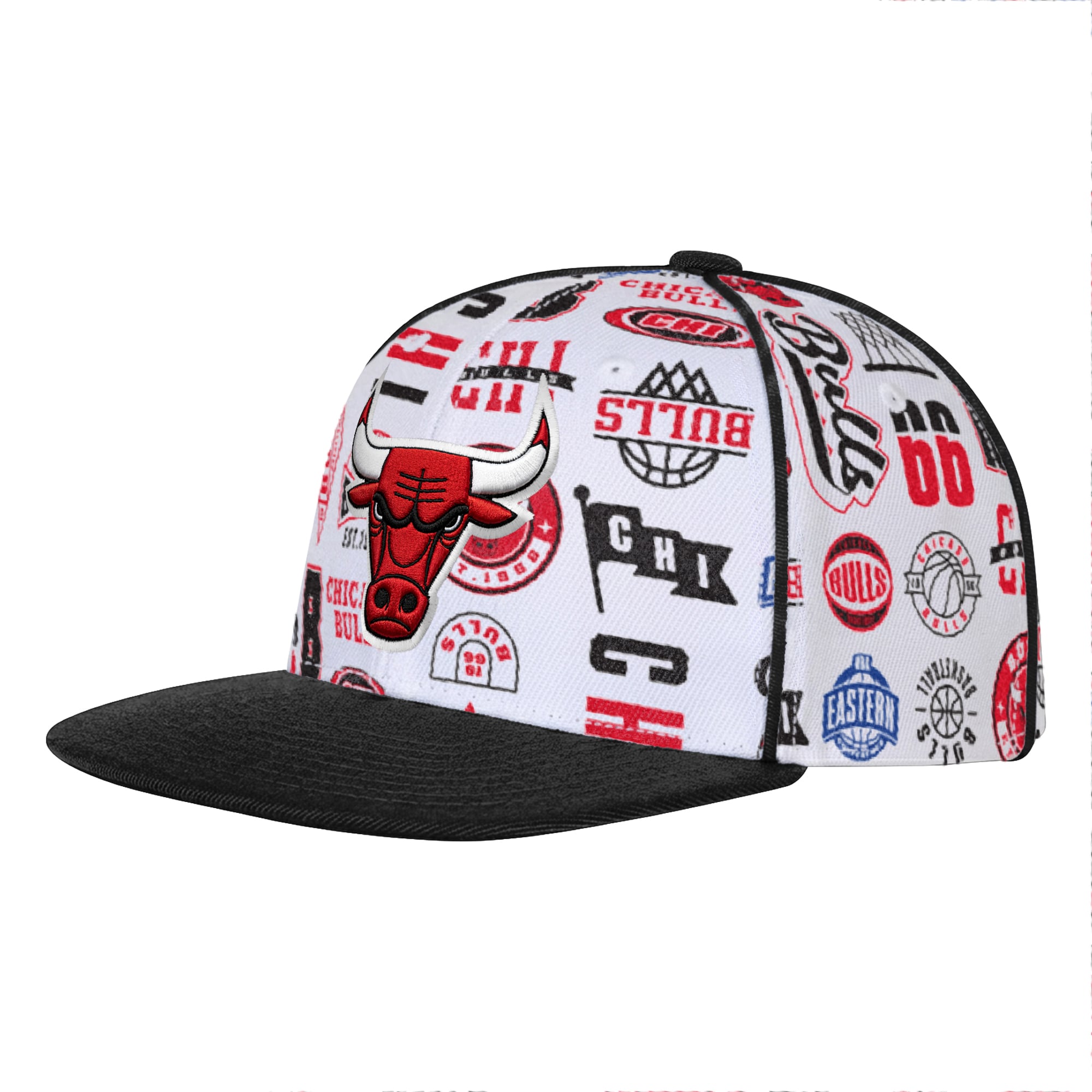 Youth Outerstuff White Chicago Bulls Piped Up Snapback Hat