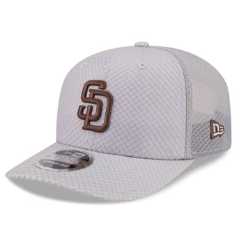 Men's New Era  Gray San Diego Padres 9SEVENTY Jock Adjustable Trucker Hat