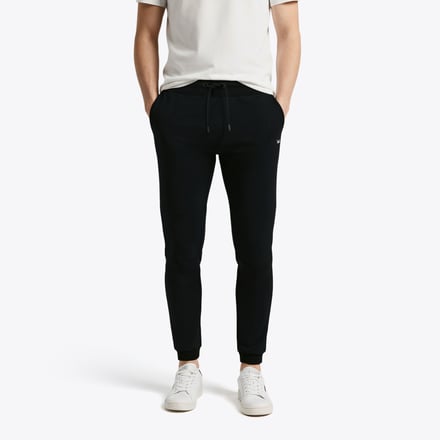 MV Official Essentials Jogger - Black