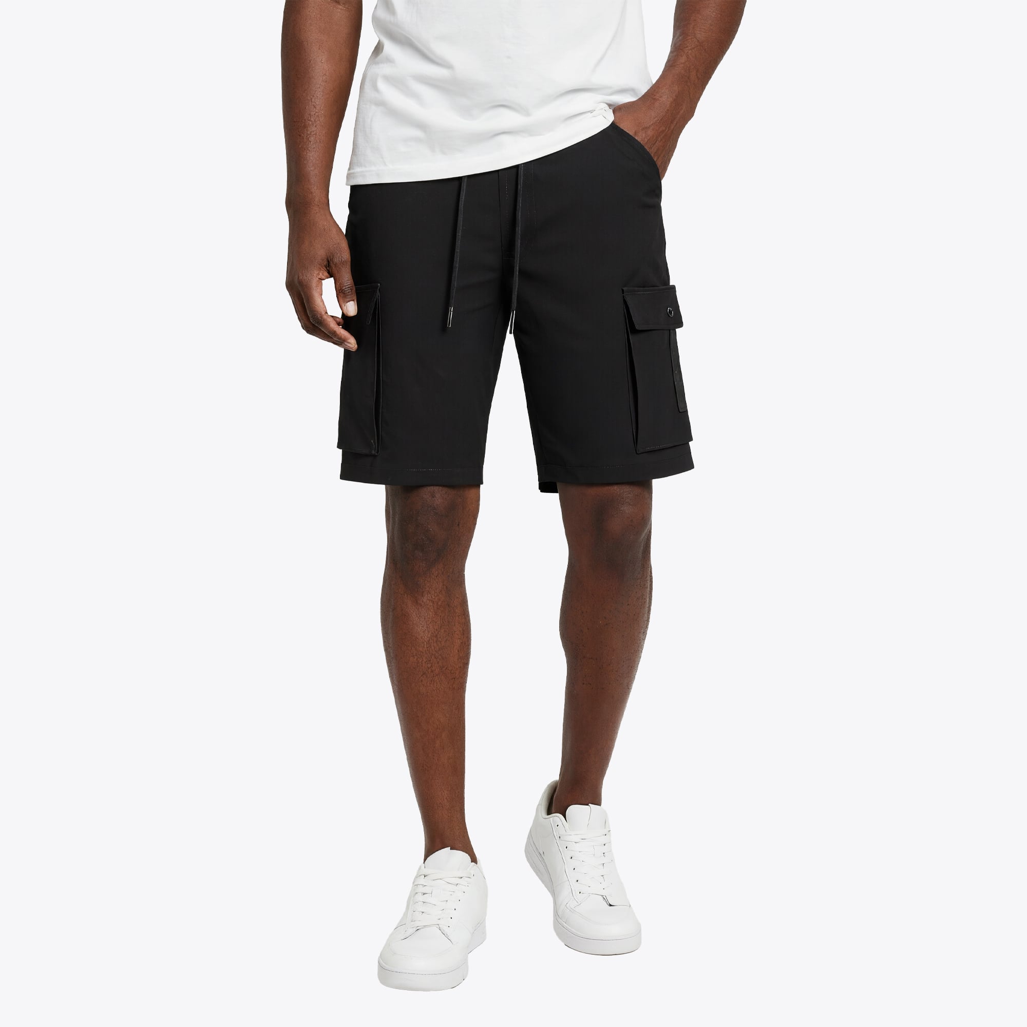 Unleash the Lion Cargo Shorts - Negro