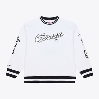 Men's Mitchell & Ness  White Chicago Bulls Hardwood Classics Arctic Fleece Sweatshirt
