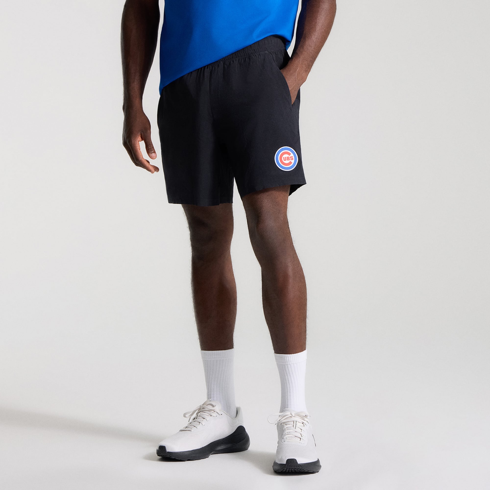 Men's lululemon Black Chicago Cubs Pace Breaker Linerless Shorts 7"