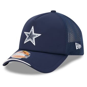 Youth New Era Navy Dallas Cowboys 2026 Sideline Apex 9FORTY Adjustable Trucker Hat