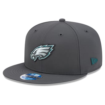 Men's New Era Charcoal Philadelphia Eagles 2026 Sideline Cold Weather  9FIFTY Snapback Hat