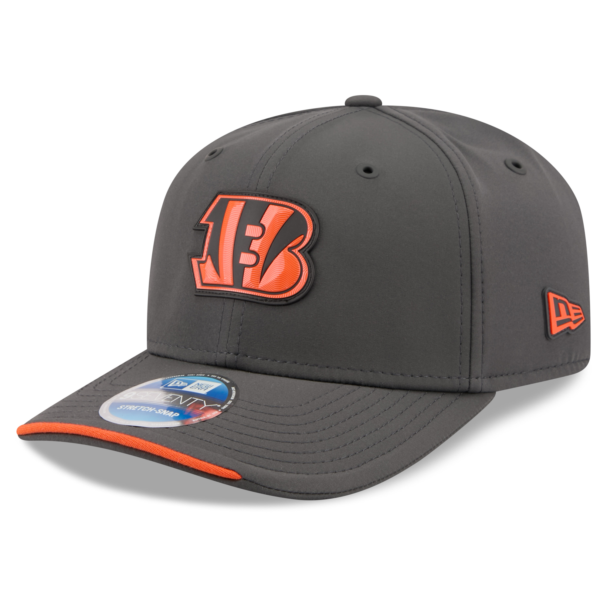 Men's New Era Charcoal Cincinnati Bengals 2026 Sideline Cold Weather 9SEVENTY Adjustable Hat