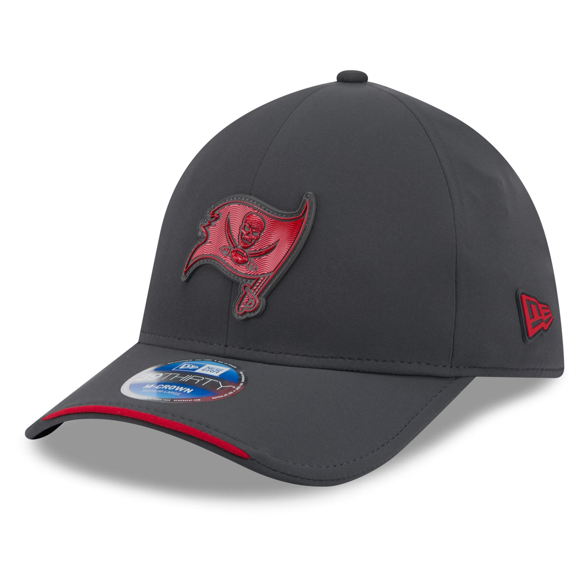 Men's New Era Charcoal Tampa Bay Buccaneers 2026 Sideline Cold Weather  39THIRTY M-Crown Stretch Hat