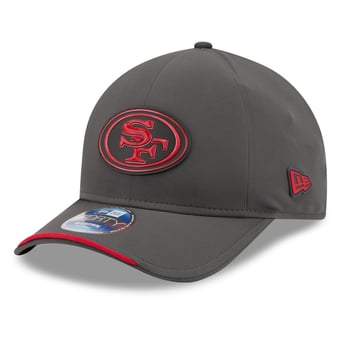 Men's New Era Charcoal San Francisco 49ers 2026 Sideline Cold Weather  9FORTY M-Crown Adjustable Hat