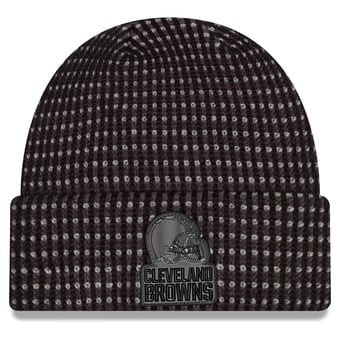 Men's New Era Cleveland Browns 2026 Sideline Cold Weather Cuffed Knit Hat