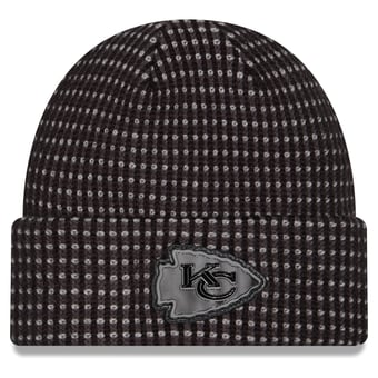 Men's New Era Black Kansas City Chiefs 2026 Sideline Cold Weather  Cuffed Knit Hat